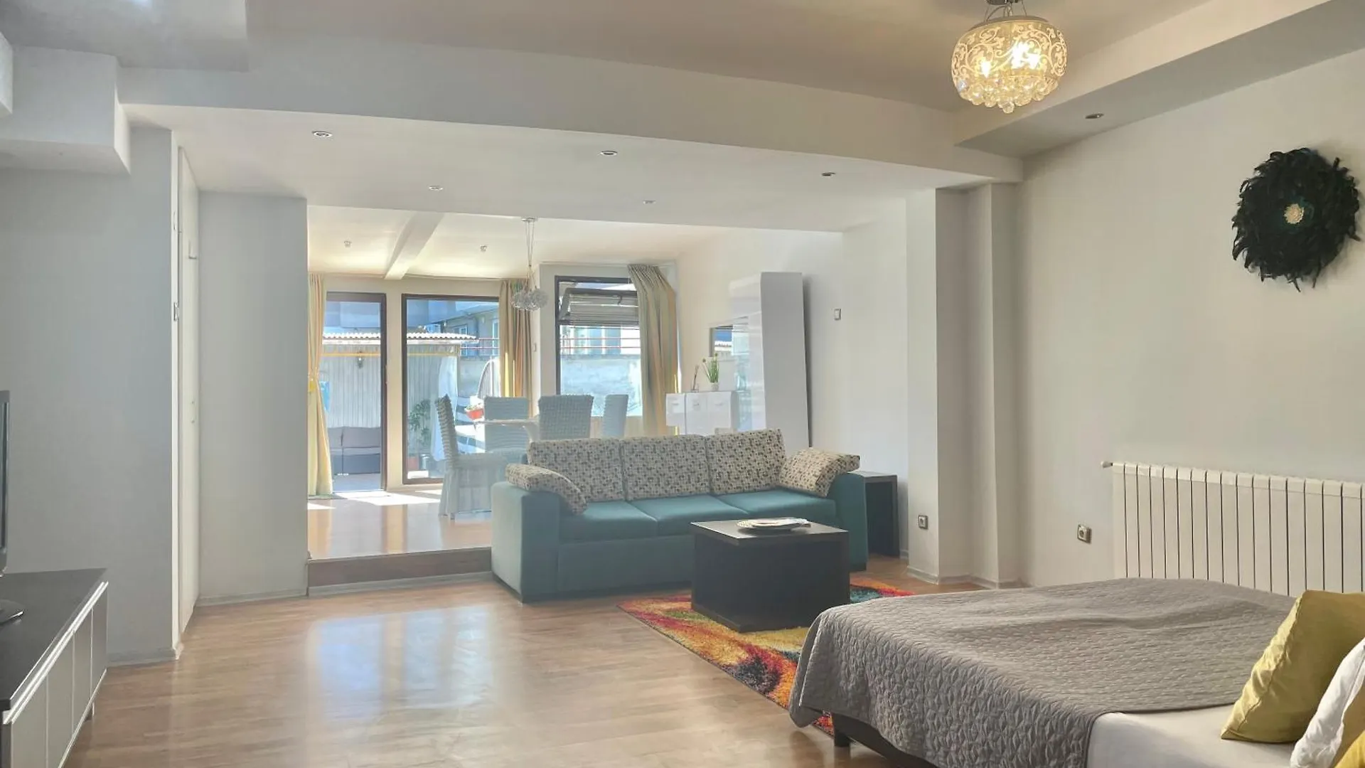 White Rose Guest Rooms Burgas Hotel