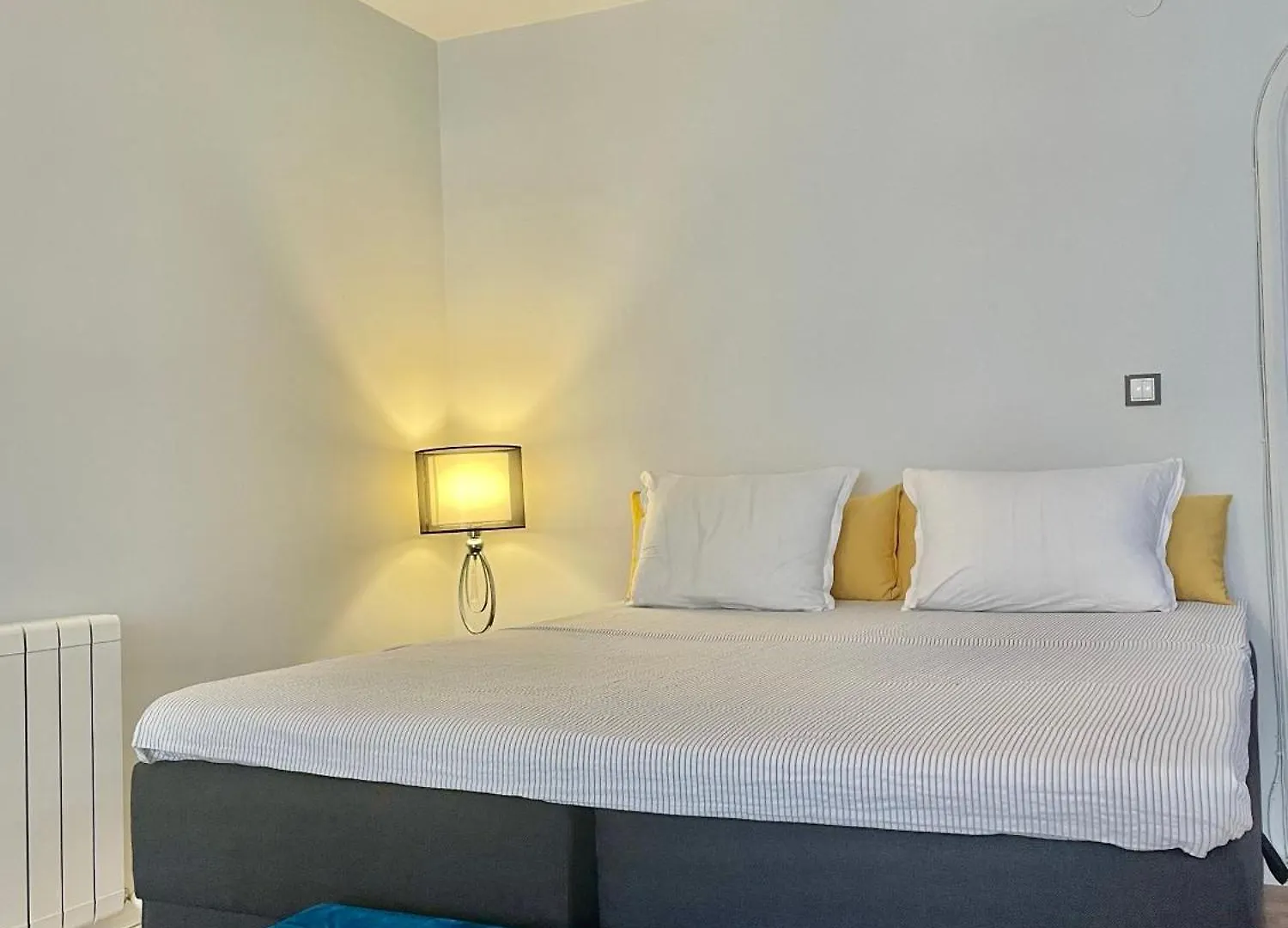 White Rose Guest Rooms 부르가스 호텔