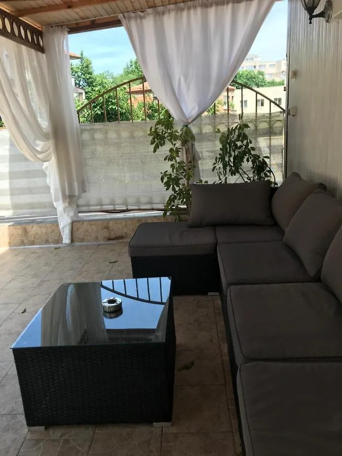 Hotel White Rose Guest Rooms Burgas