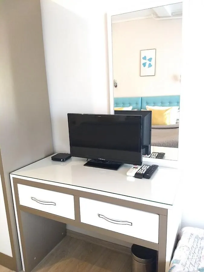 ** Hotel White Rose Guest Rooms Burgas Bulgaria
