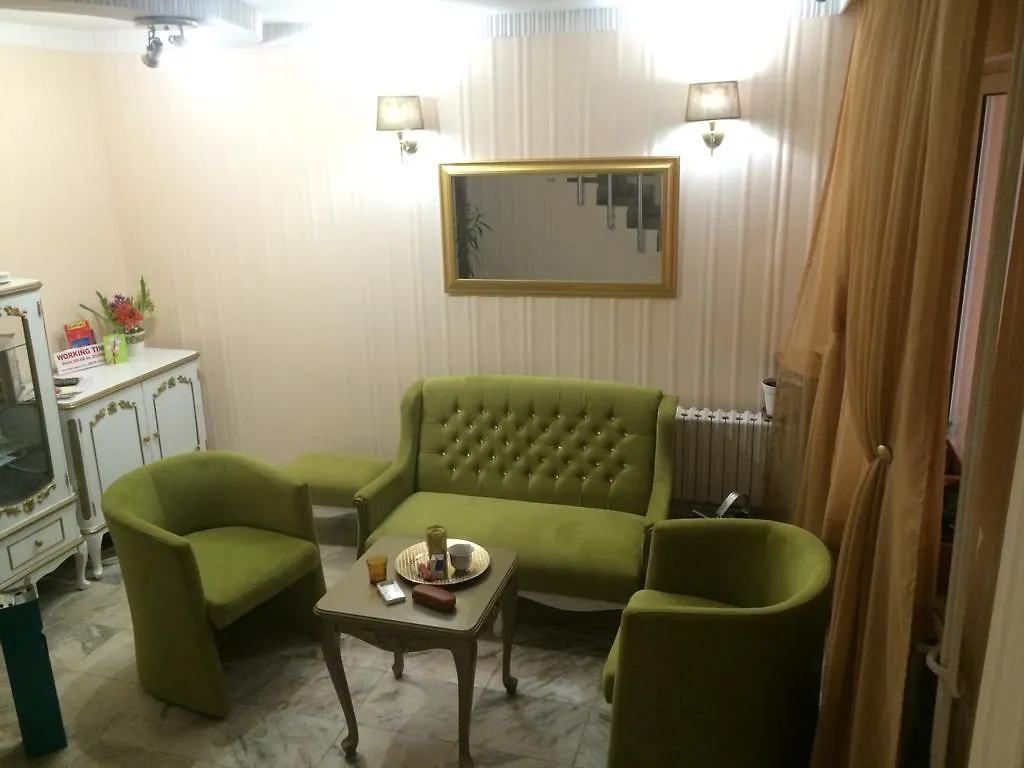 White Rose Guest Rooms Burgaz 2*,